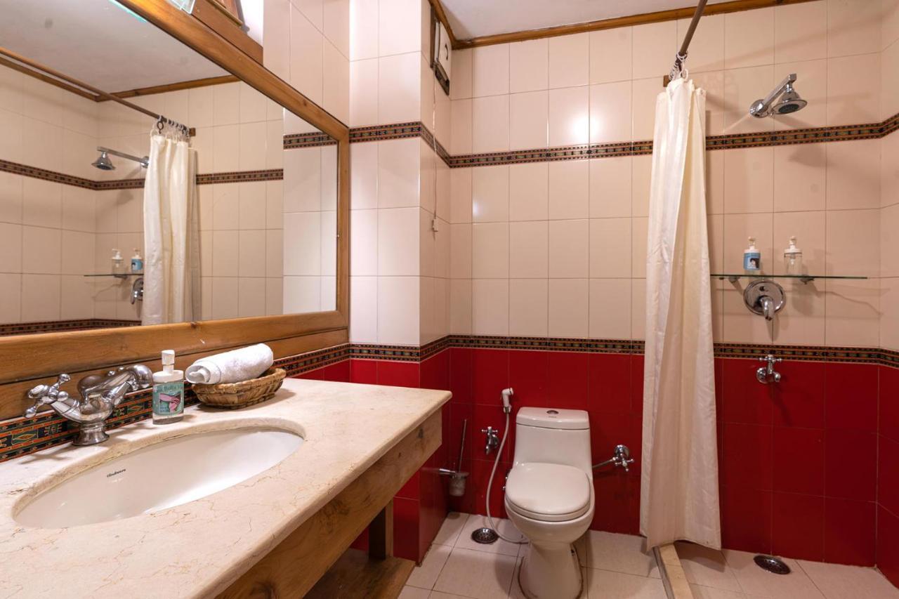 Stayvista At Casa Bella Vista- Mall Road Manāli Zewnętrze zdjęcie