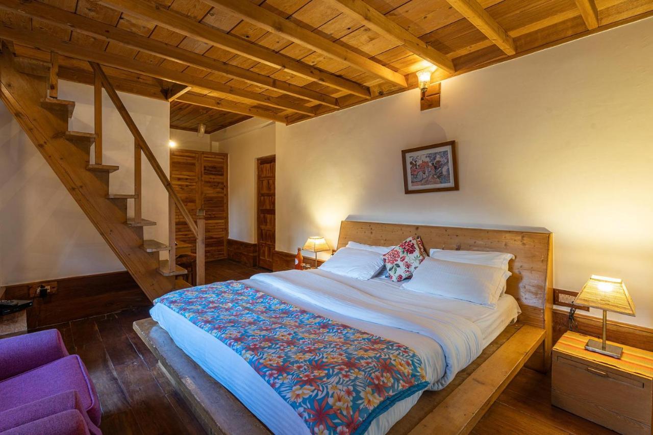 Stayvista At Casa Bella Vista- Mall Road Manāli Zewnętrze zdjęcie