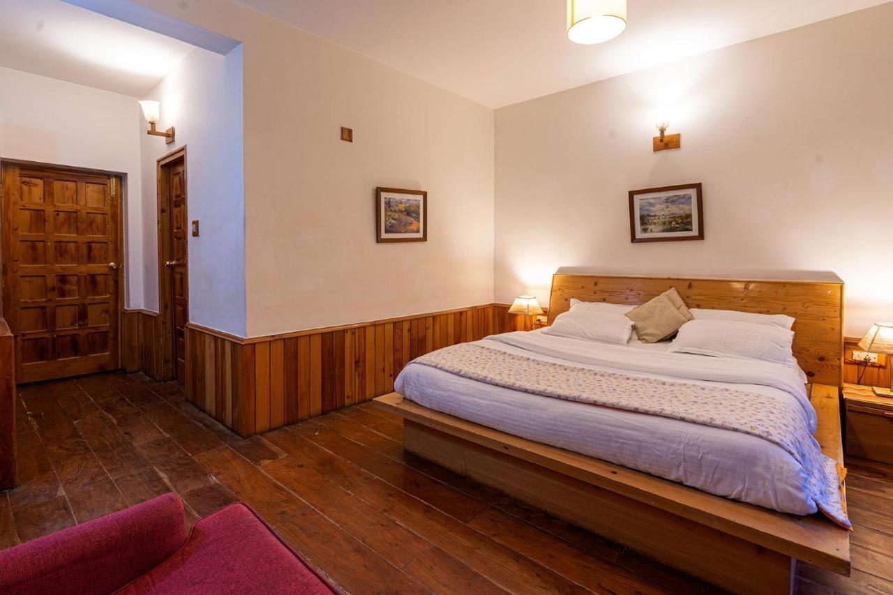 Stayvista At Casa Bella Vista- Mall Road Manāli Zewnętrze zdjęcie