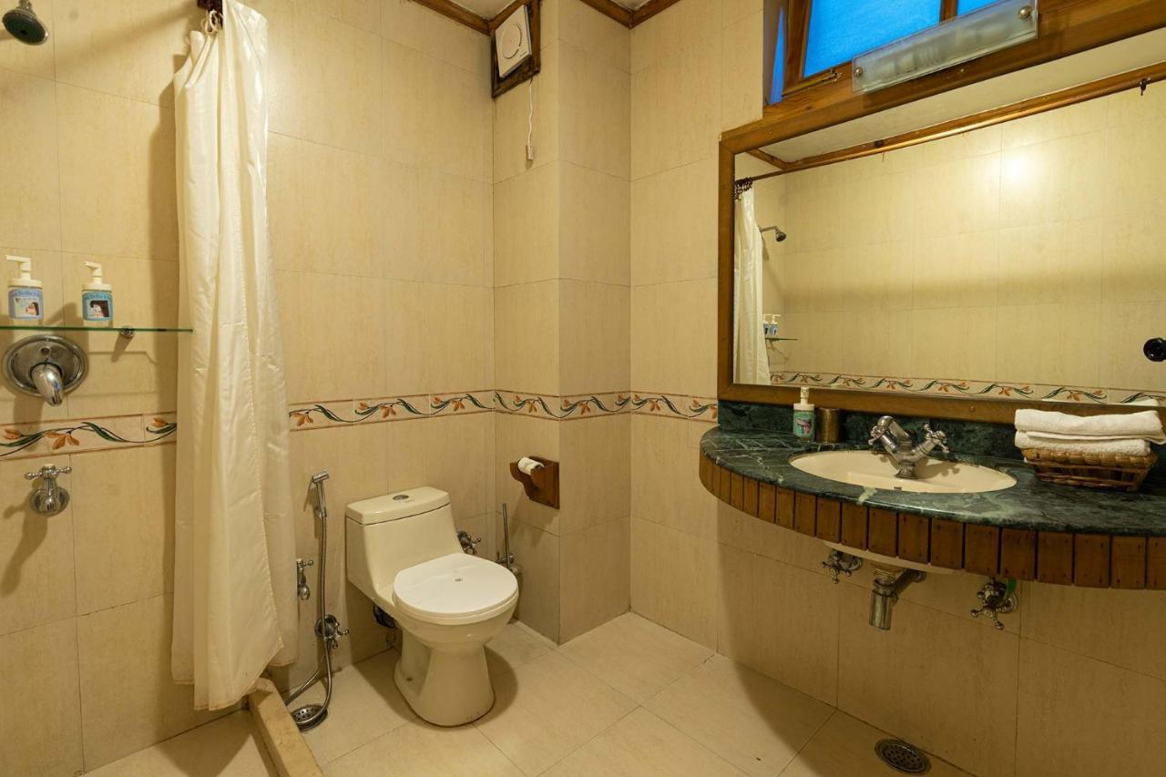 Stayvista At Casa Bella Vista- Mall Road Manāli Zewnętrze zdjęcie