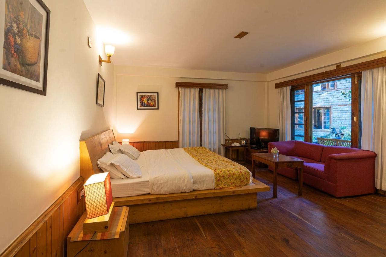 Stayvista At Casa Bella Vista- Mall Road Manāli Zewnętrze zdjęcie